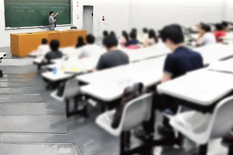 対面型のスクーリング