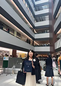 茗荷谷キャンパスで